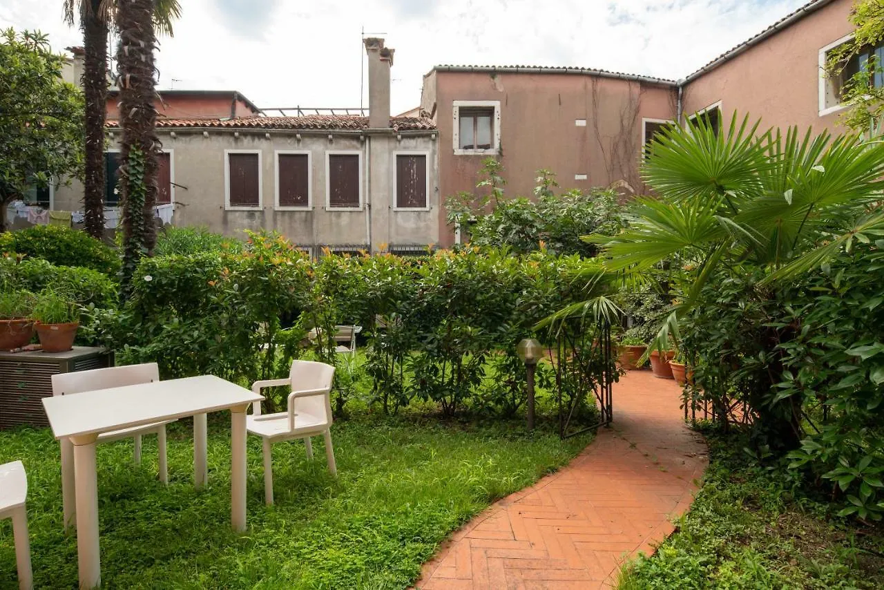 Garden Apartment Venice