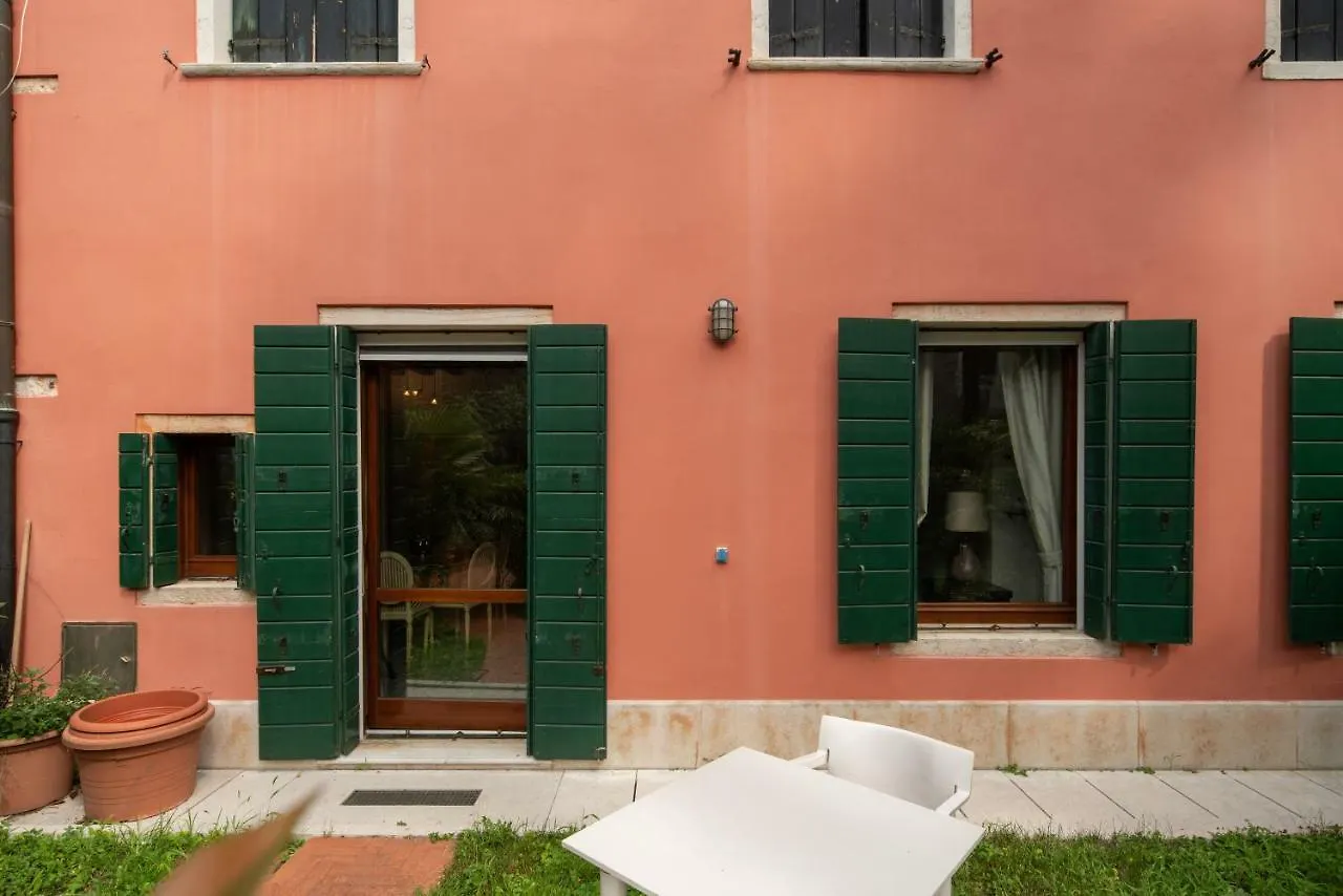 Garden Apartment Venice
